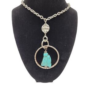 Turquoise Stone Pendant Hammered Circle Chain Necklace Dangling Silver Tone 18"
